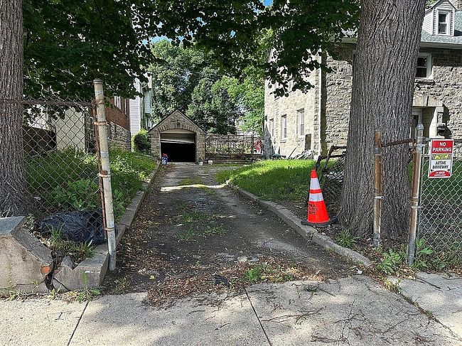 Additional photo 2 of property located at 5339 Spruce St