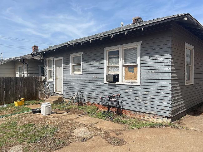 Image of 1724 Nw 30th St