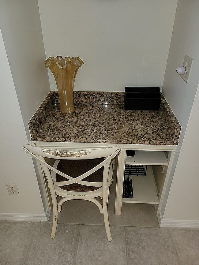 Photo of 601 Augusta Blvd Apt 4, Naples, FL