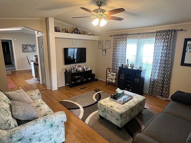 Photo of 1720 Emily Sue Ct, Indianapolis, IN