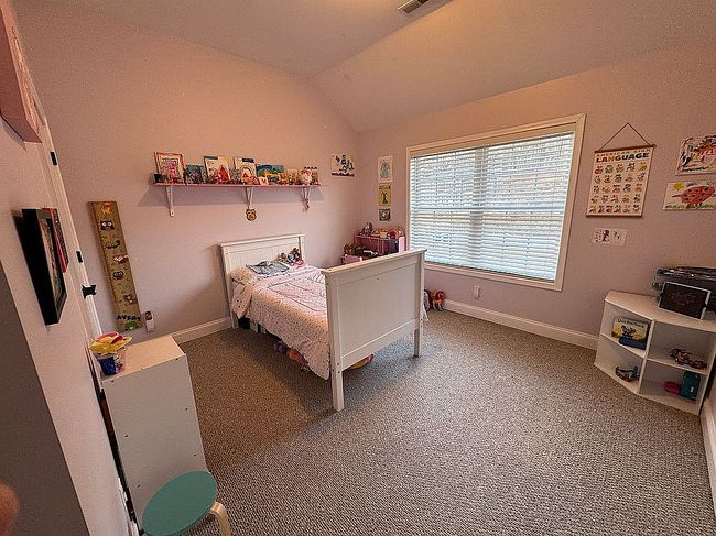 Image of 33 Roundhill Rd