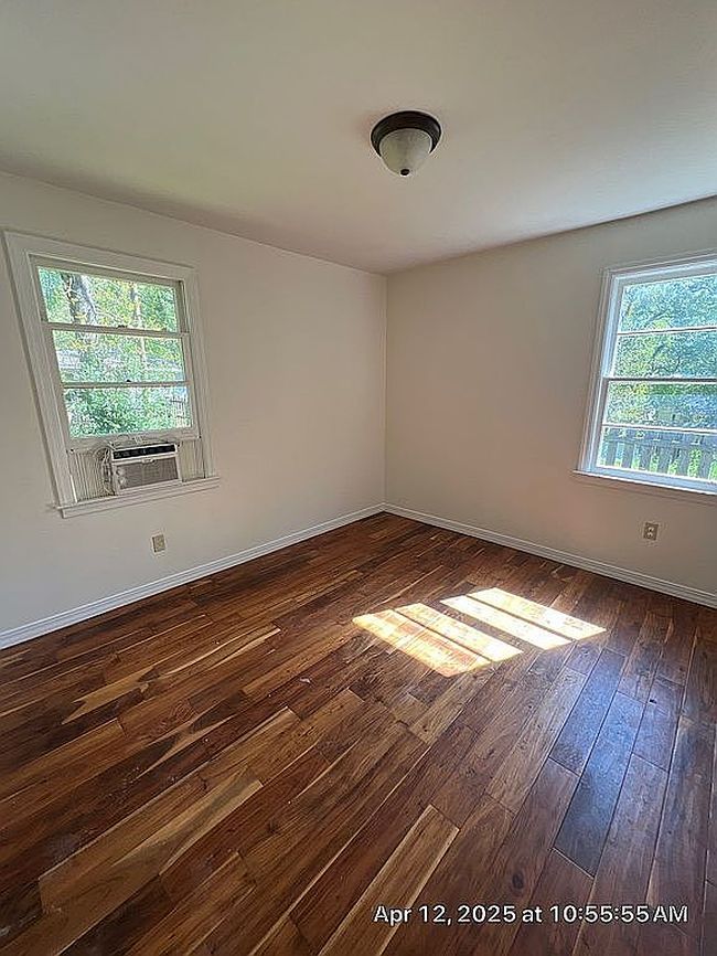 Image of 1708 Preston Dr