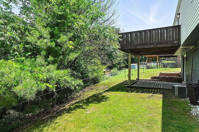 Photo of 170 Maryellen Dr, North Versailles, PA