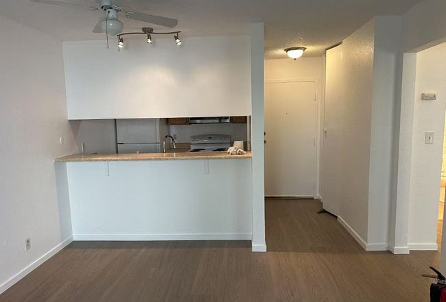 Photo of 370 Imperial Way # 721