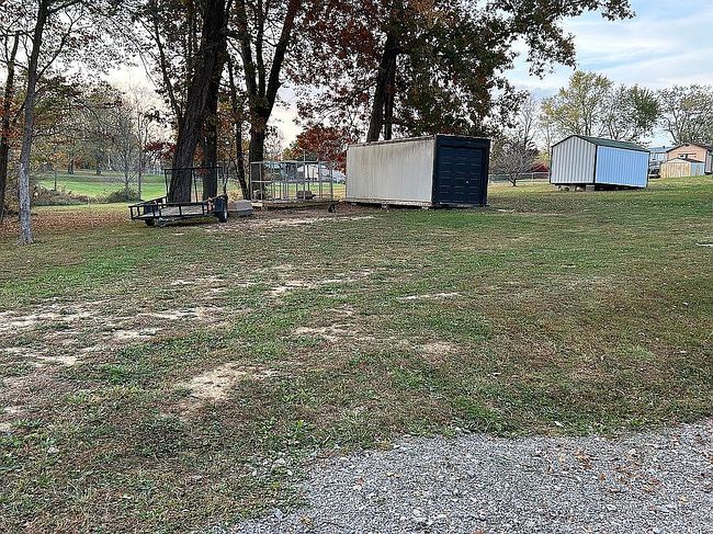 Photo of 329 Stewart St, Jamestown, TN