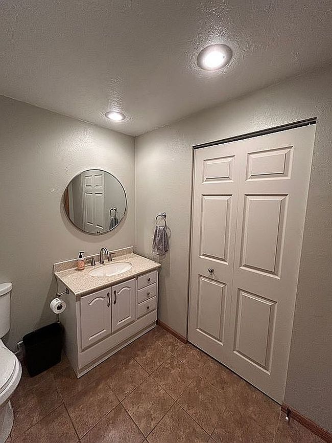 Photo of 391 11th Ave Ne, Sioux Center, IA
