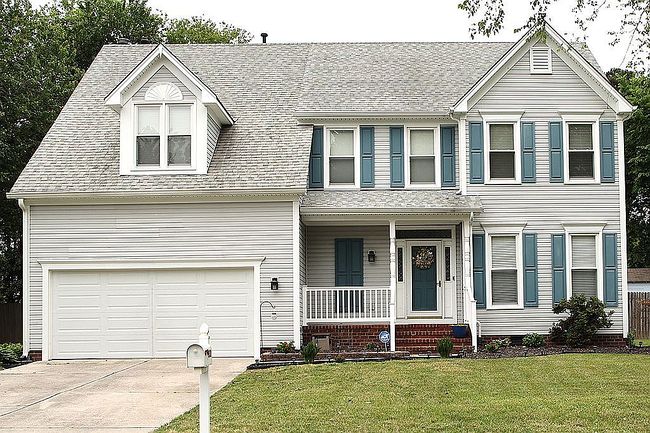 Image of 832 Doe Run Dr