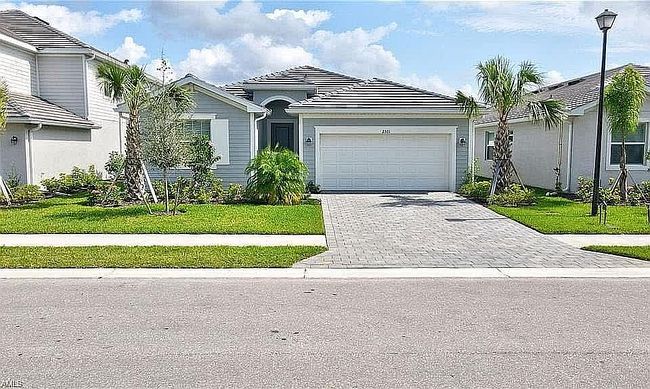 Photo of 2301 Avocado Ln, Naples, FL