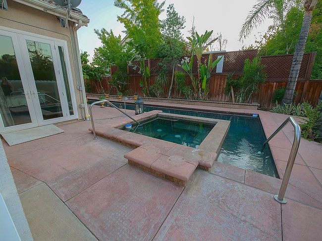 Photo of 1408 Magnolia Ave, Redlands, CA