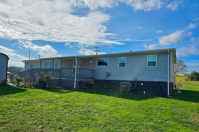 Image of 35 Walnut Ln