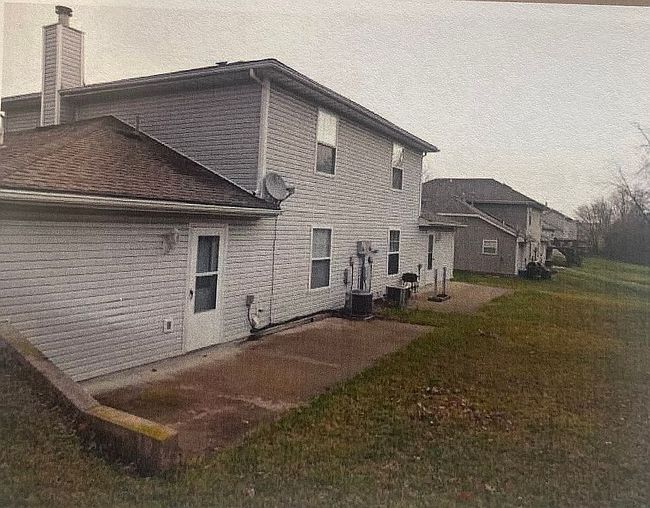 Photo of 2508-2510 Hollyhock Dr, Columbia, MO