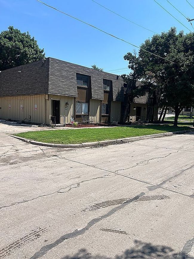 Photo of 1520 W Burton Ave, Wichita, KS