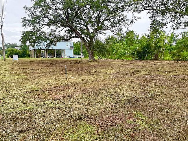 Image of 137 Oak Blvd