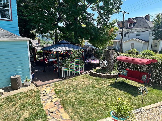 Image of 1454 Ridge Ave