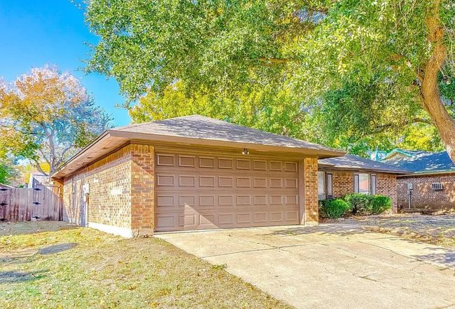 Photo of 5314 Tamarack Ct, Arlington, TX