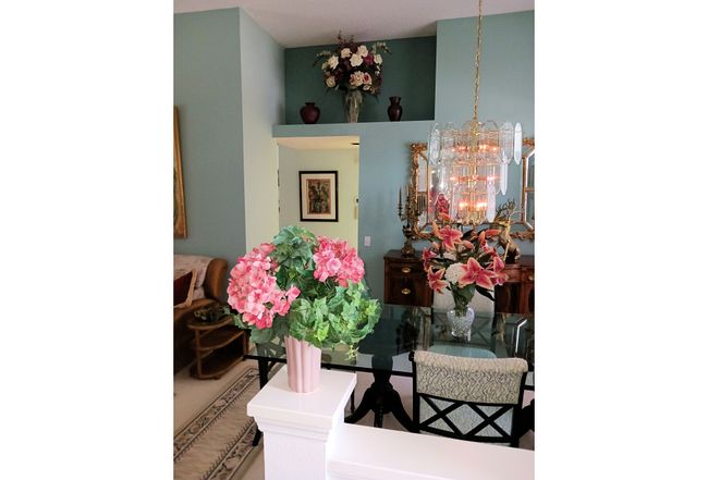 Additional photo 2 of property located at 8924 Huntington Pointe Dr