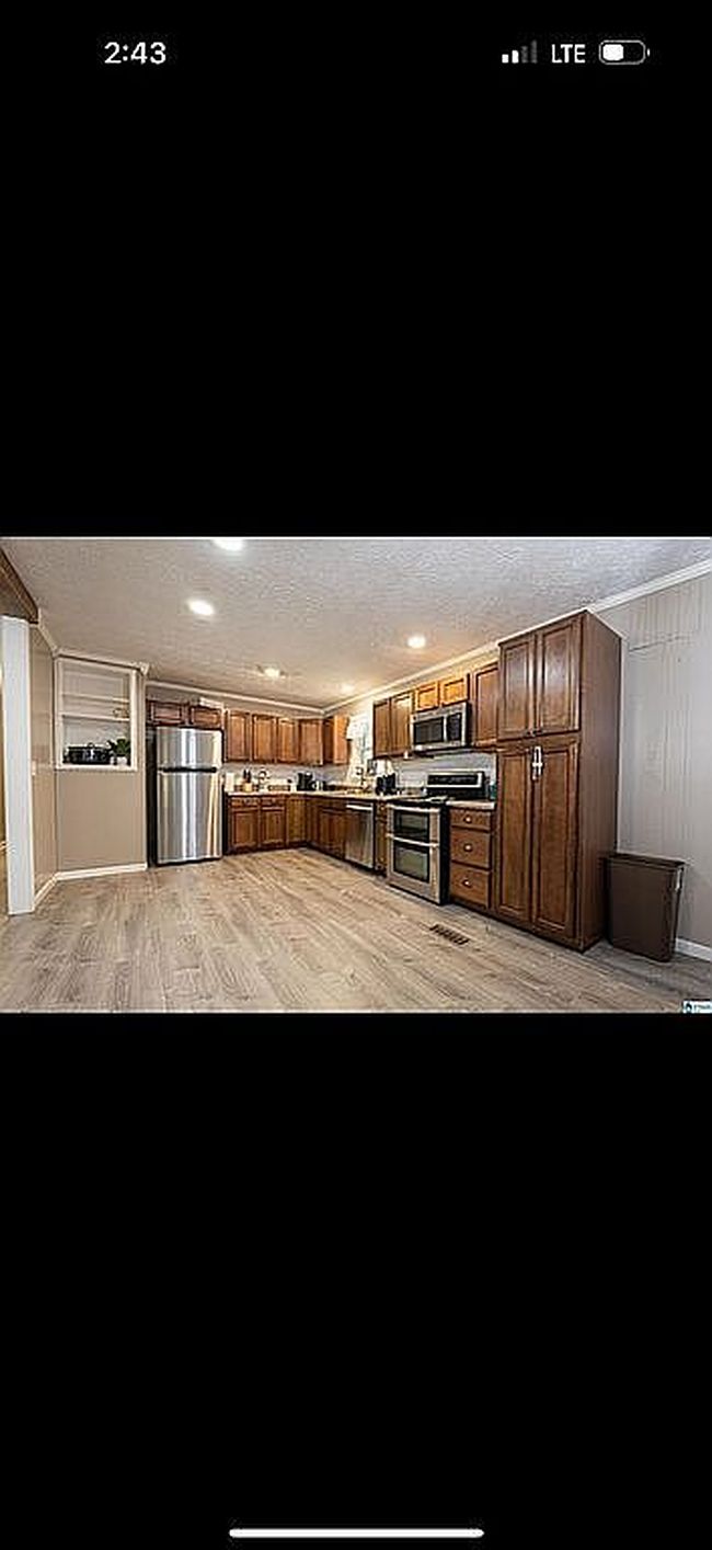 Photo of 289 Center Point Rd, Sylacauga, AL