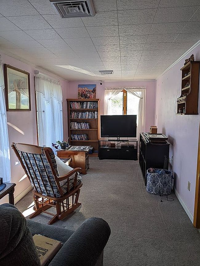 Photo of 71 Municipal Rd, New Ringgold, PA