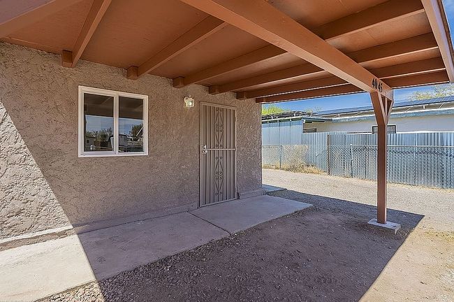 Image of 4045 E Hayhurst Ln