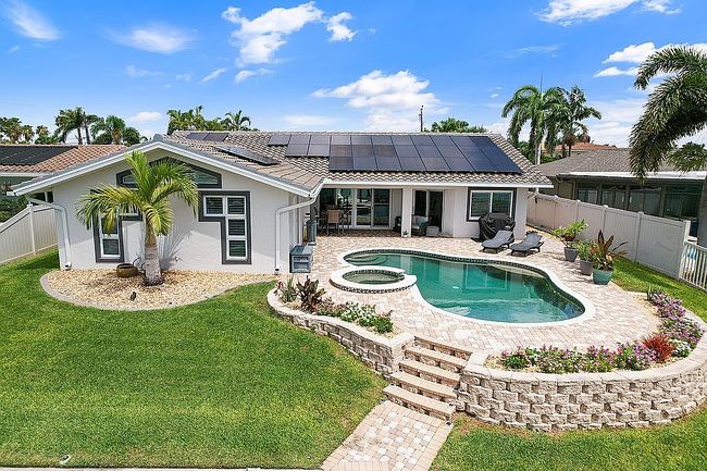 Image of 725 Capri Blvd