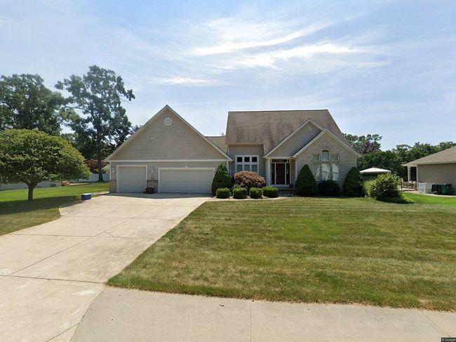 Photo of 1141 N Robinhood Dr