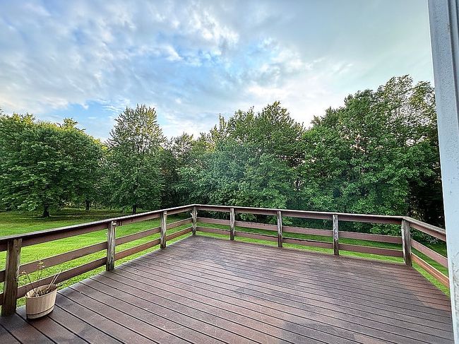 Photo of 882 East Rd, Bennington, VT