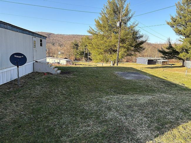 Image of 120 Dey Ln
