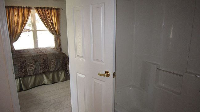 Additional photo 1 of property located at 747 W Henrietta Ave