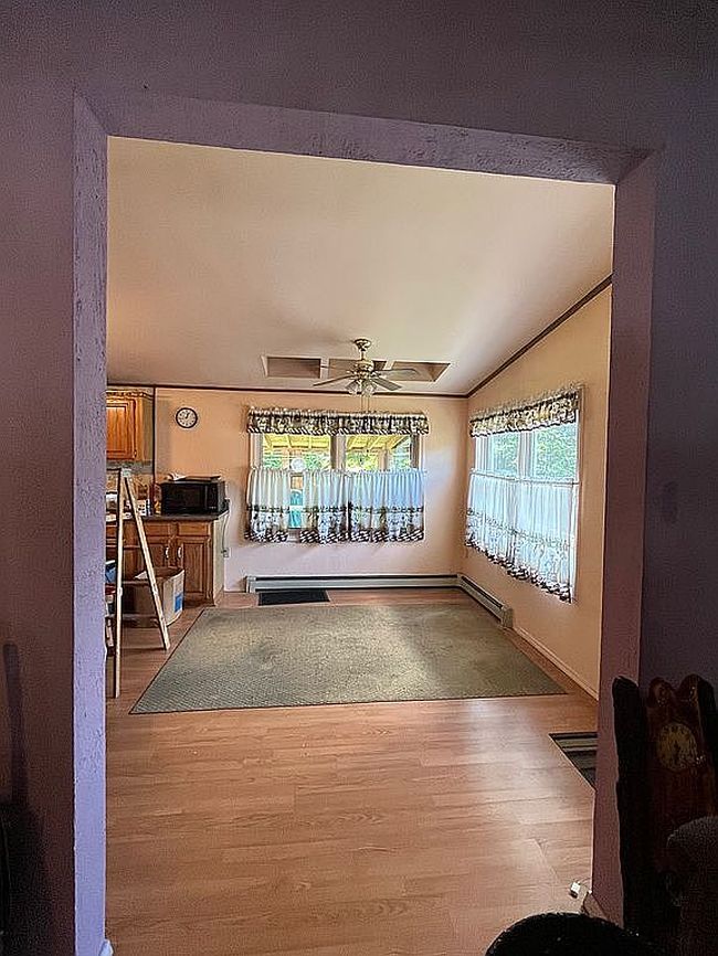 Photo of 81 Oakes St, Bennington, VT