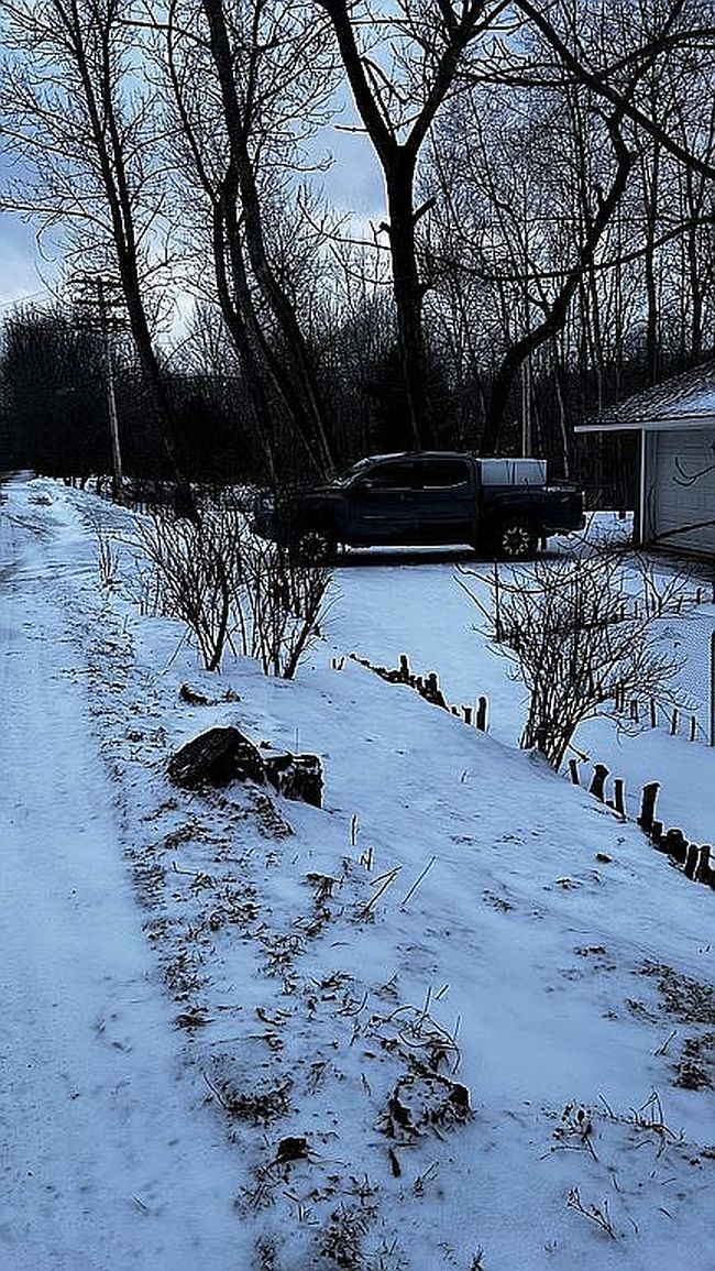 Image of 2059 Loomis Brook Rd