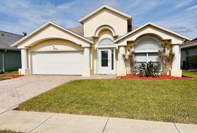 Image of 770 Sunset Lakes Dr