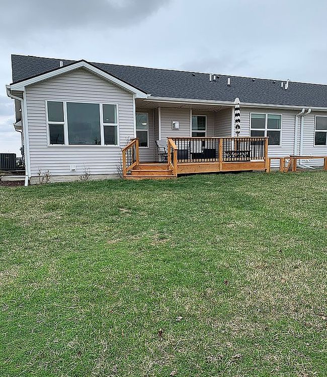 Photo of 606 W Stone St, Winterset, IA