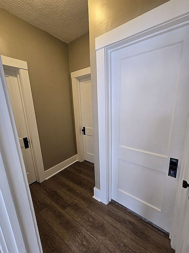 Preview of property located at 120 W 17th Ave
