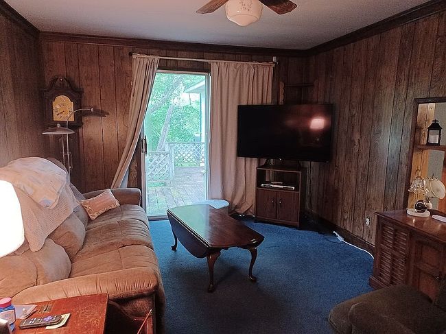Photo of 30 Garfield Rd, Hyde Park, VT