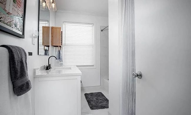 Preview of property located at 1152 Miramar Ave