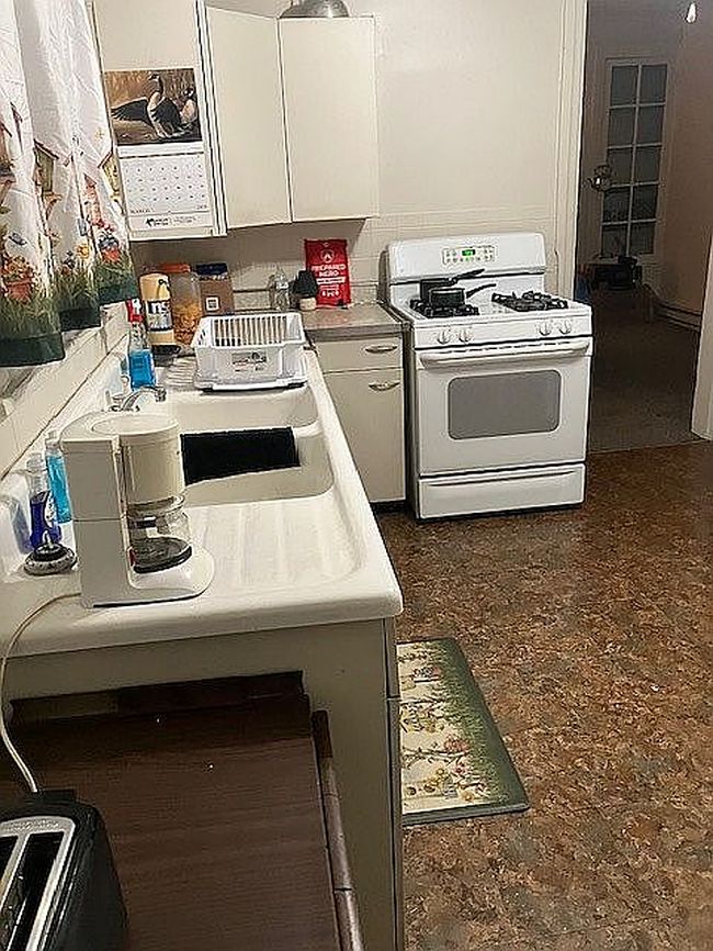Image of 1304 3rd Ave