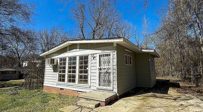 Image of 723 Glenmont Dr