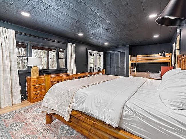 Photo of 186 Tuttle Rd, Old Forge, NY