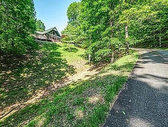 Photo of 506 Old Poorhouse Rd, Murphy, NC