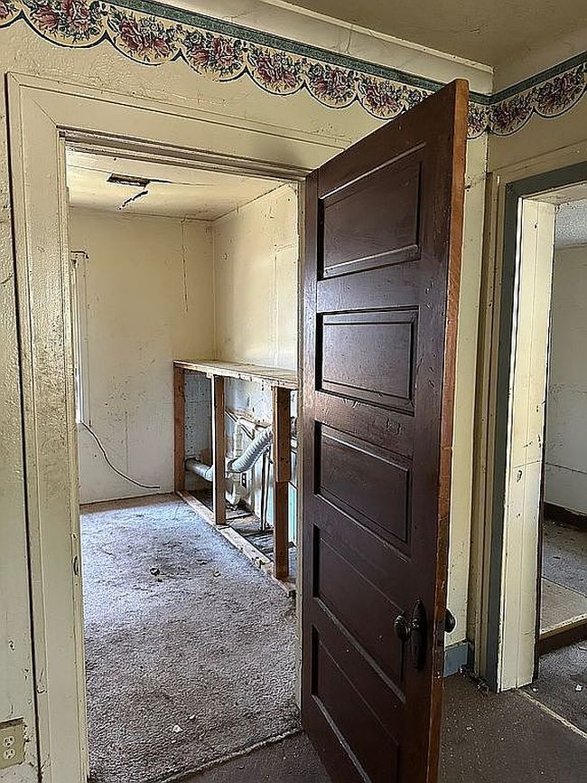 Image of 2502 W Antoinette St