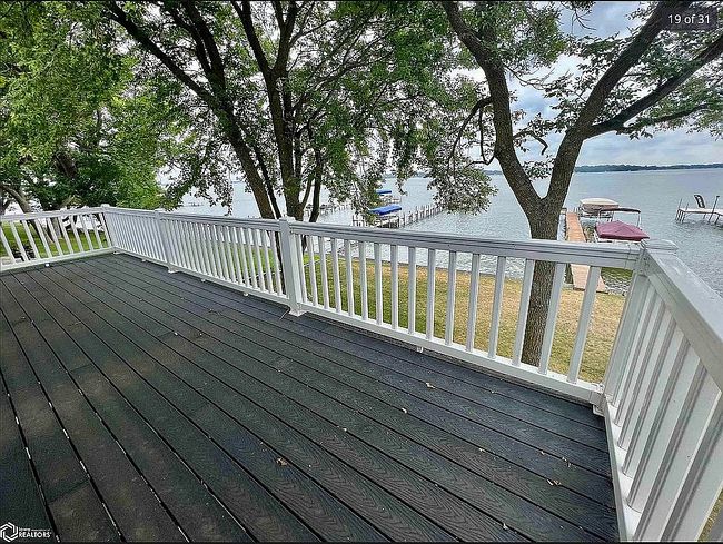 Photo of 3607 N Shore Dr, Clear Lake, IA
