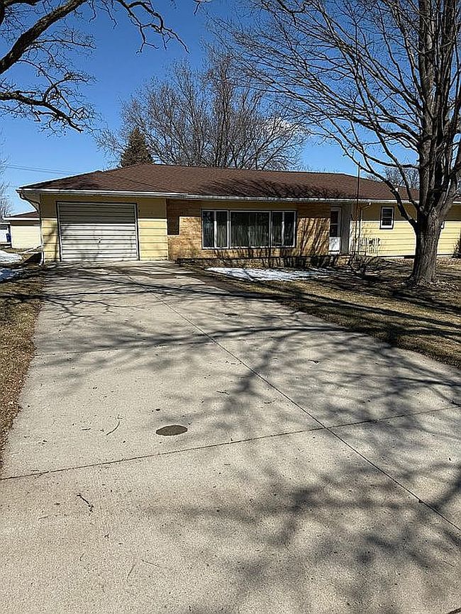 Image of 706 3rd St Sw