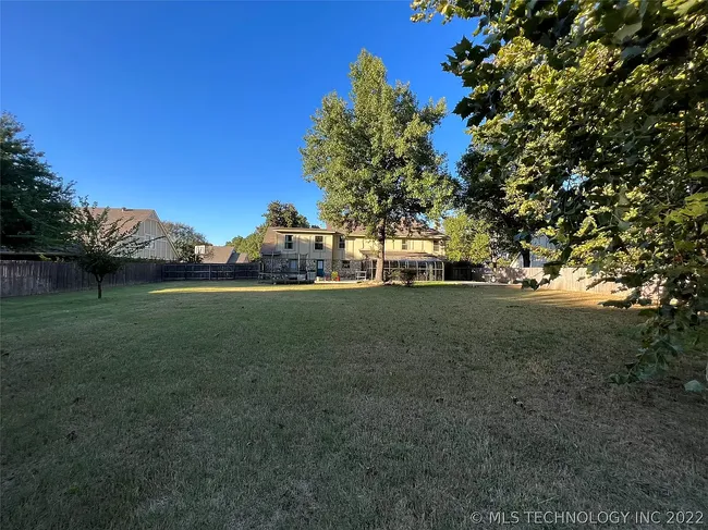 Image of 6708 E 106 St S