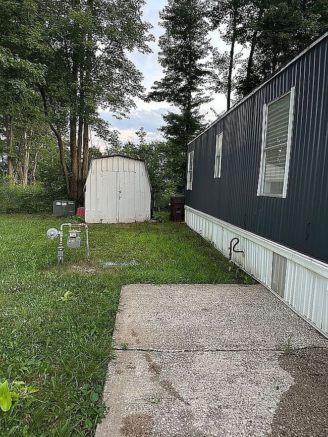 Photo of 2901 Willow Glen Trl, Mogadore, OH