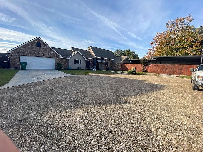 Image of 125 Boulder Dr