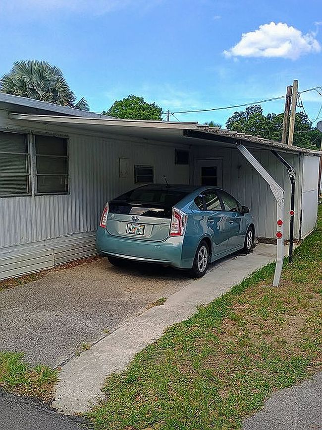 Image of 646 Pear Ln