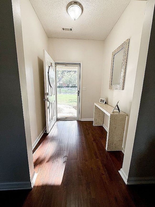 Image of 113 Heather Pl