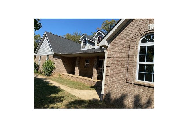 Image of 2318 Highway 71 Ne