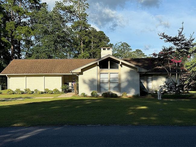 Photo of 1110 John St, Dillon, SC