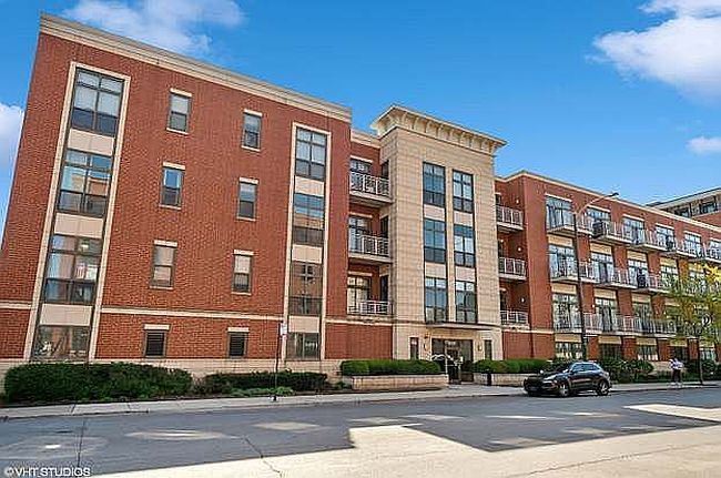 Image of 3505 S Morgan St Apt 213